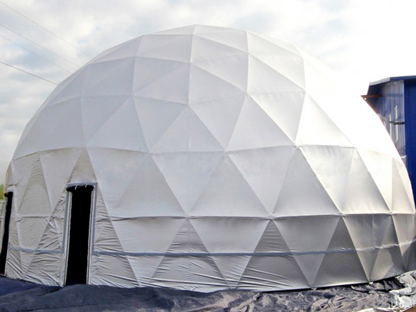 条纹龙骨球幕影院